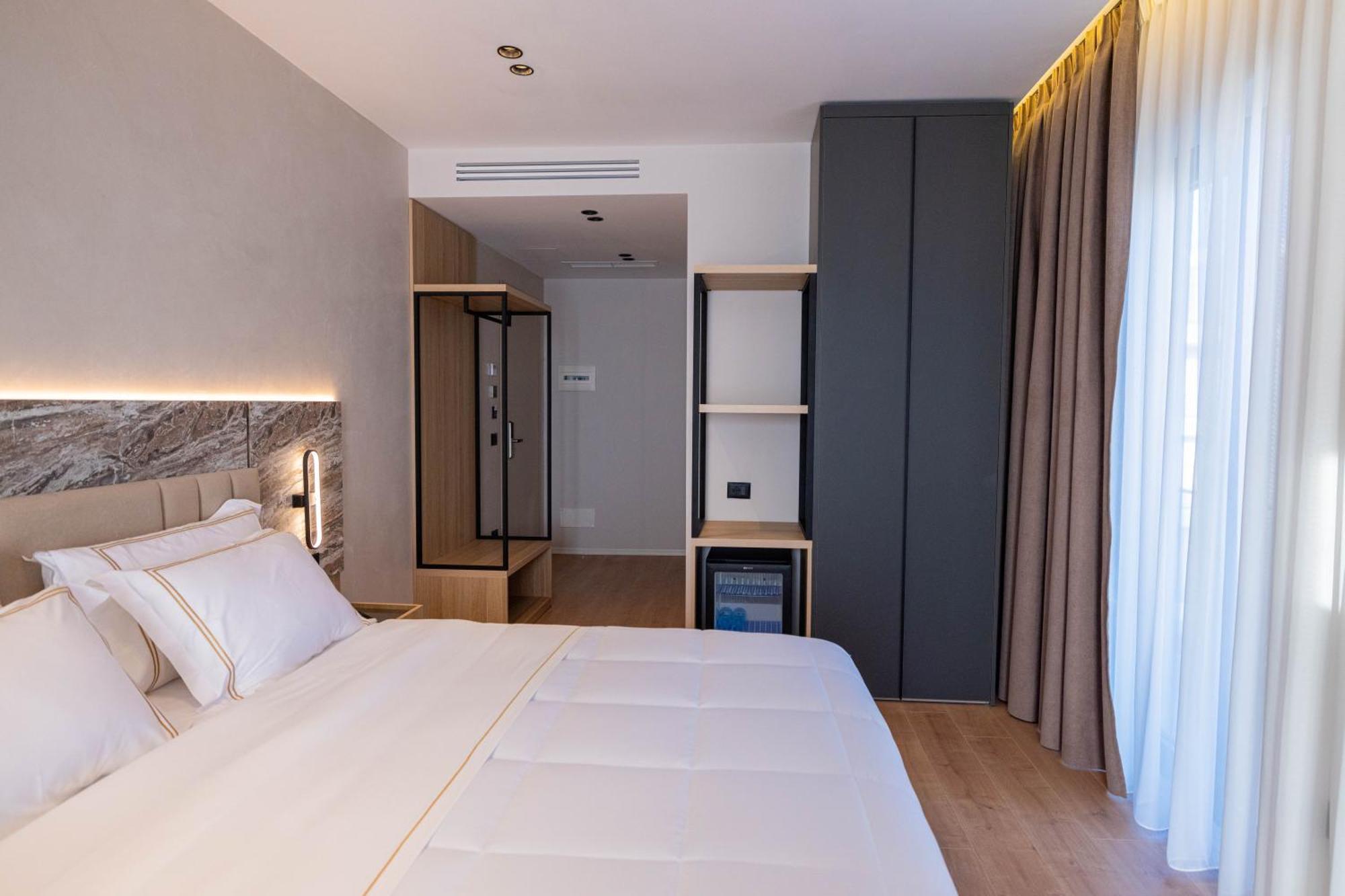 Tris3 Hotel Radhime Exterior photo