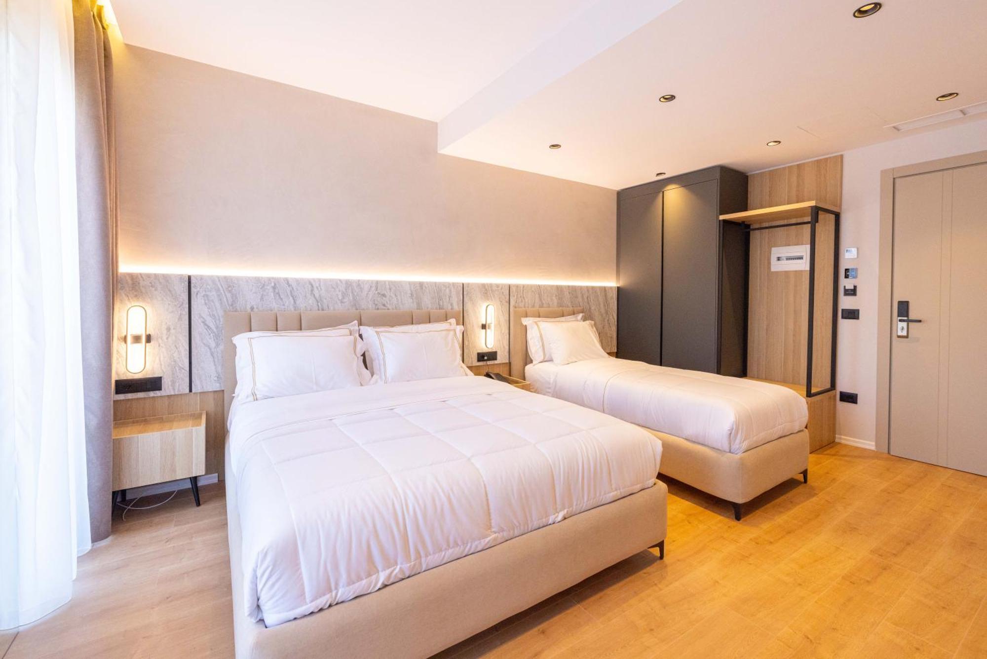 Tris3 Hotel Radhime Exterior photo